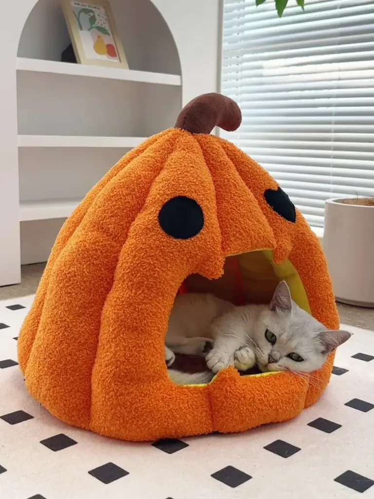 Pumpkin Cat Cave Bed Semi Enclosed Plush Nest For Cats And Small Dogs 40 X 40 X 32 Cm