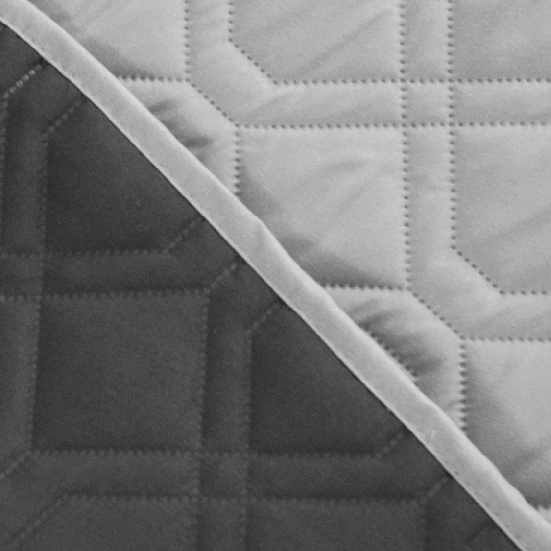 Waterproof Reversible Pet Blanket And Furniture Cover For Sofa Bed And Couch